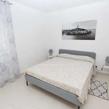 Apartment Stellina Rovinj Exterior photo