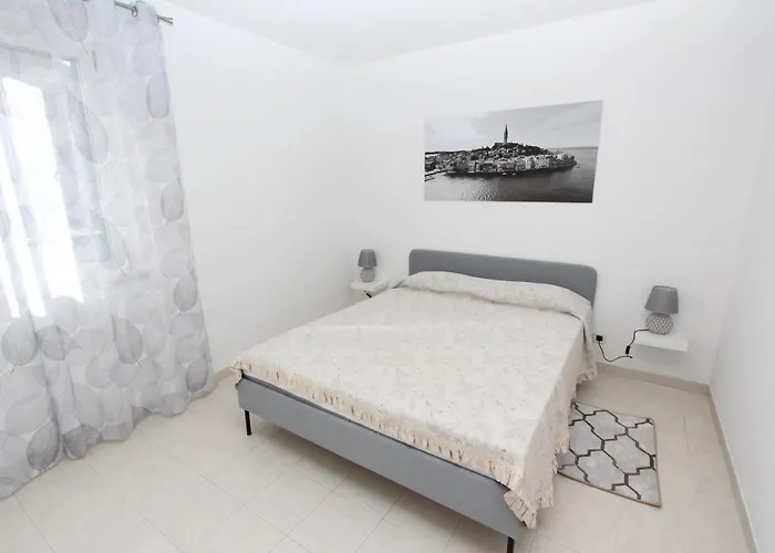 Apartment Stellina